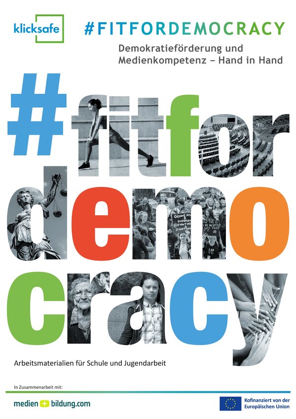 Das Cover der Publikation #fitfordemokcracy mit #fitfordemokcracy als großen Schriftzug über der Seite. Der Hintergrund ist weiß.